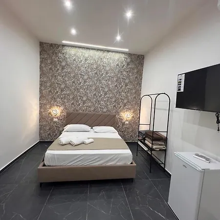 Valentino Station 32 Apartmán *